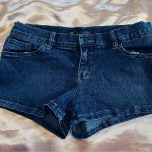 Roxy Jean Shorts ( boy cut style) Size 9